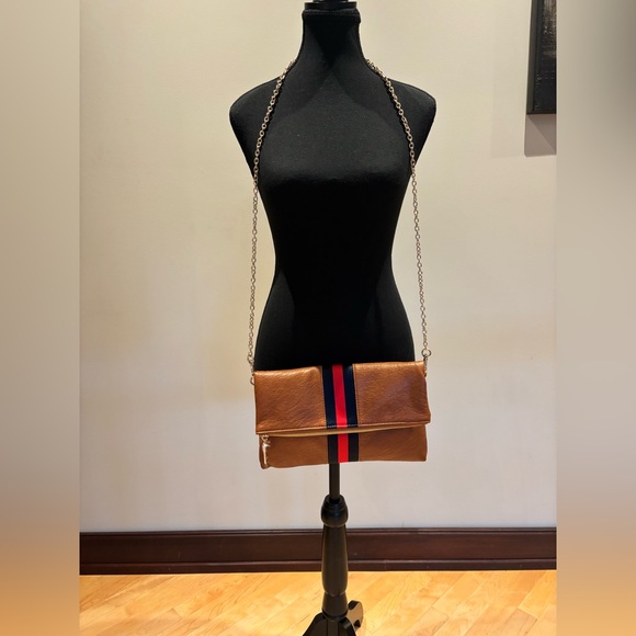 Clutch with removable chain. Brand New - Picture 1 of 3